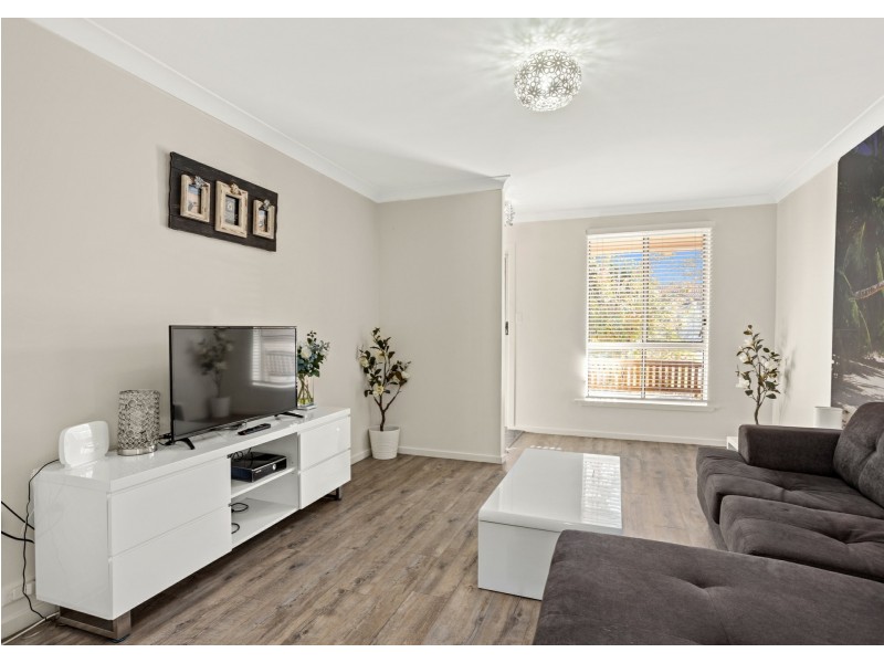 1/5 Osprey Avenue, Old Bar NSW 2430