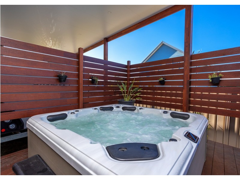 68 Forest Lane, Old Bar NSW 2430