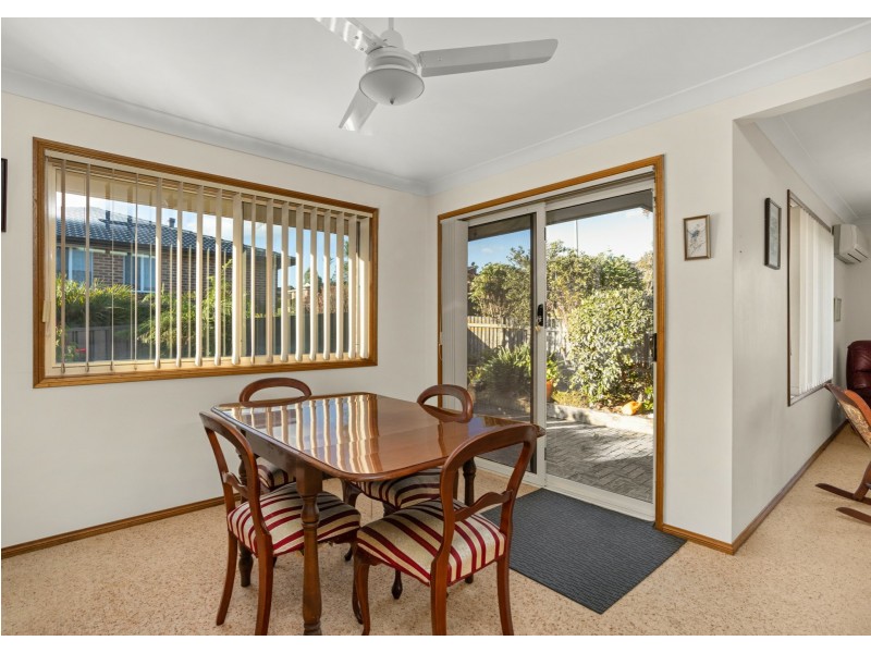 27A Molong Road, Old Bar NSW 2430