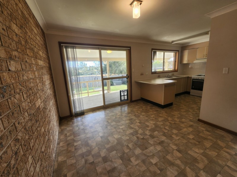 2/33 Gannet Crescent, Old Bar NSW 2430