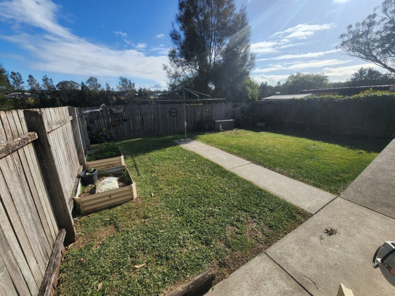 2/33 Gannet Crescent, Old Bar NSW 2430