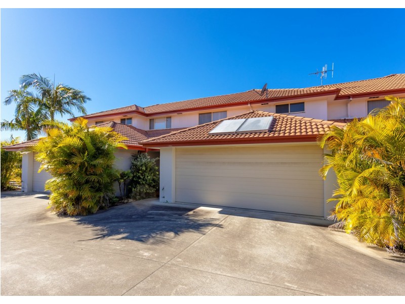 2/2 Mistral Place, Old Bar NSW 2430