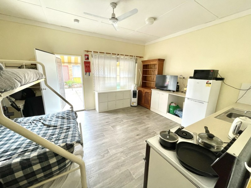 10/39-41 Old Bar Road, Old Bar NSW 2430