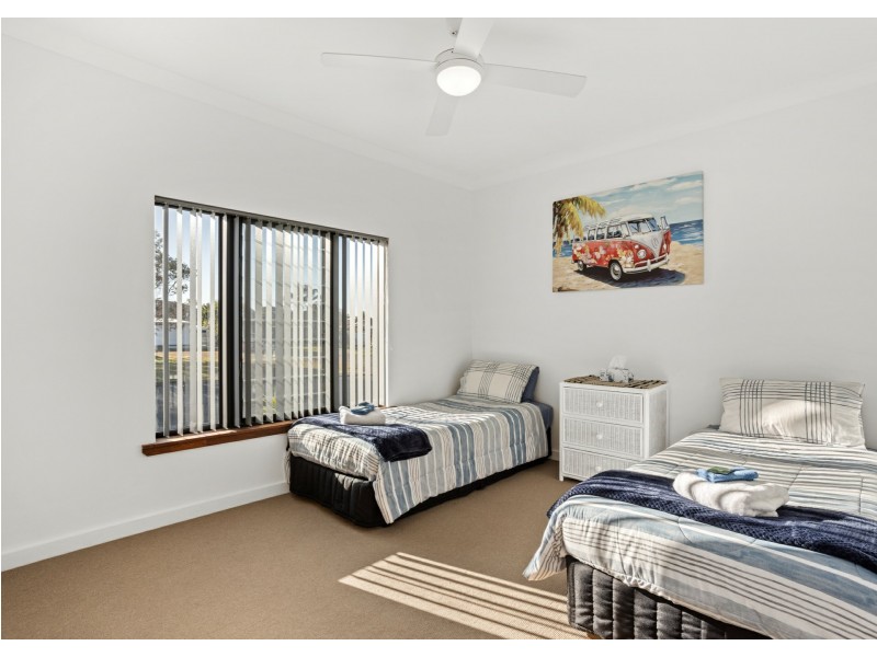 330 Saltwater Rd, Wallabi Point NSW 2430