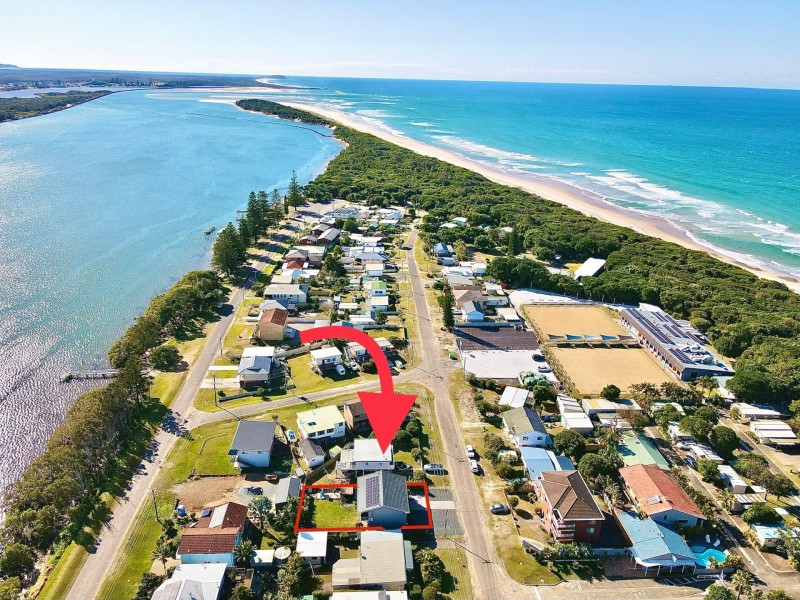 37 Manning Street, Manning Point NSW 2430