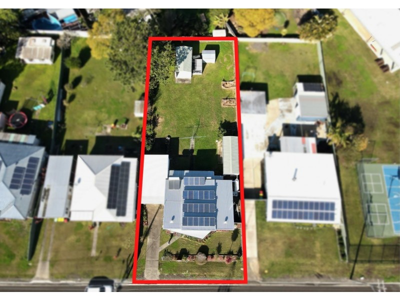 14 Cowper Street, Taree NSW 2430