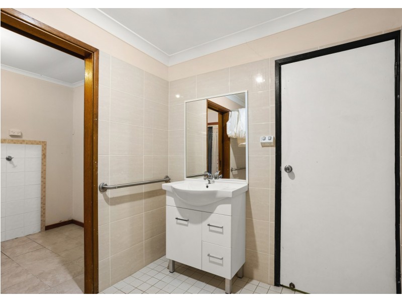 14 Cowper Street, Taree NSW 2430