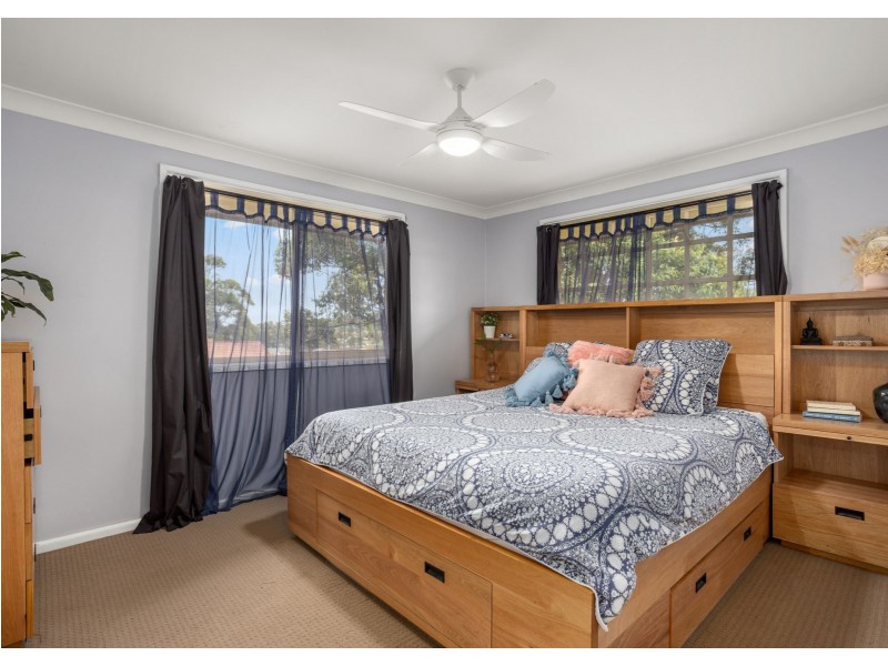 28 Molong Road, Old Bar NSW 2430