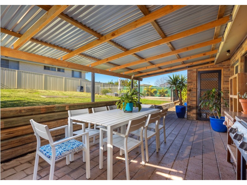 28 Molong Road, Old Bar NSW 2430