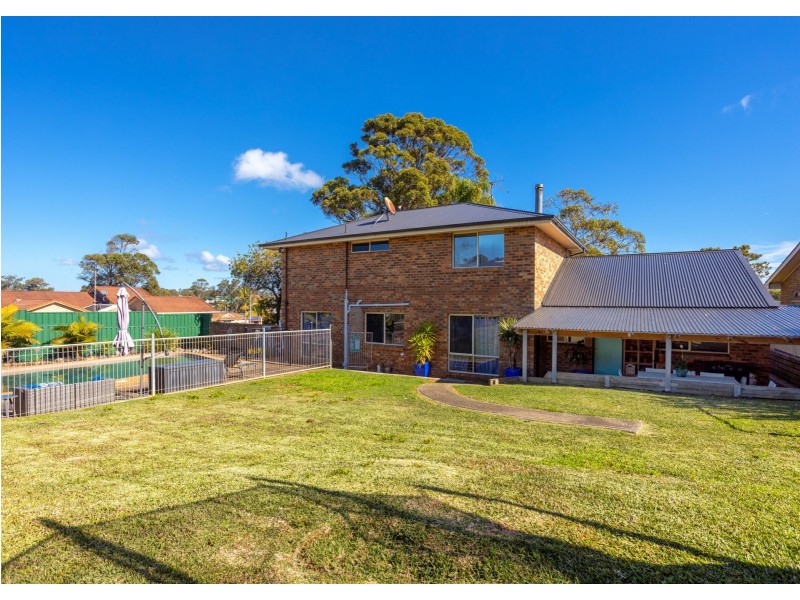 28 Molong Road, Old Bar NSW 2430