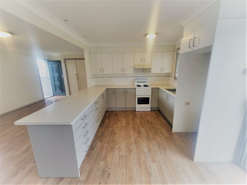 21 Bryan Street, Old Bar NSW 2430