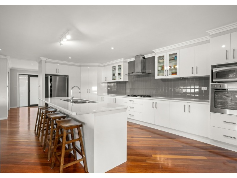 13 Banyula Drive, Old Bar NSW 2430