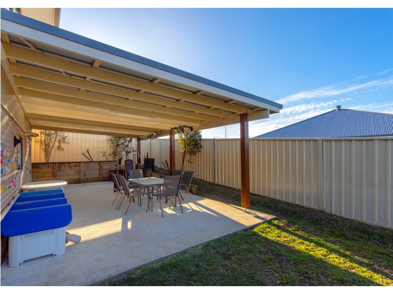 13 Banyula Drive, Old Bar NSW 2430