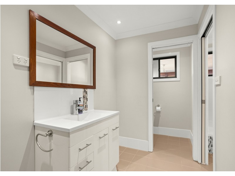 13 Banyula Drive, Old Bar NSW 2430