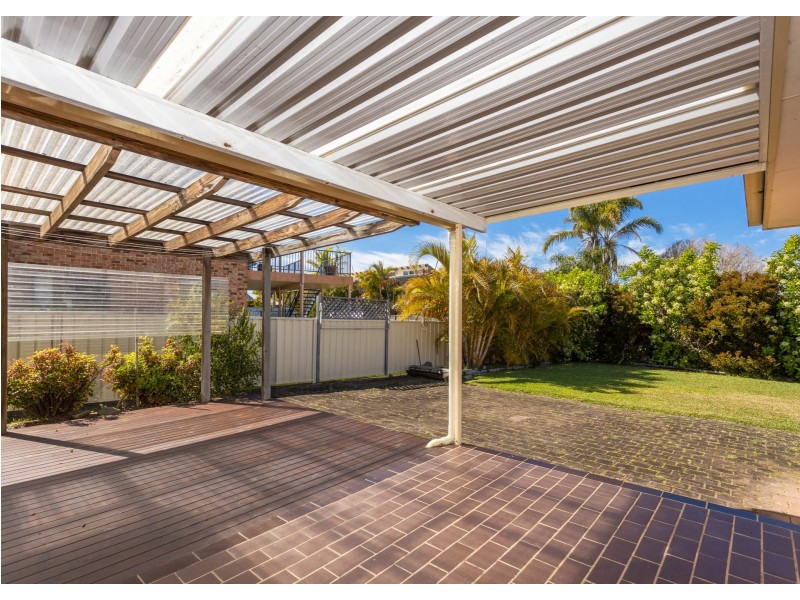 20 Beach Street, Wallabi Point NSW 2430