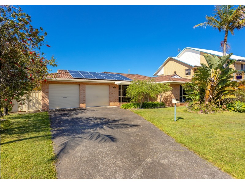 20 Beach Street, Wallabi Point NSW 2430