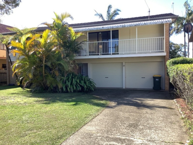 17 Old Bar Road, Old Bar NSW 2430