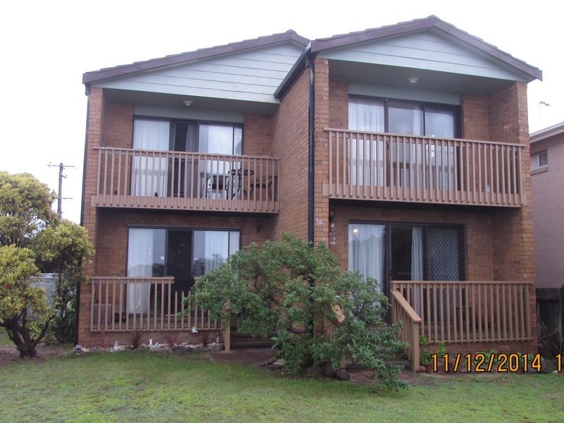 2/45 Pacific Parade, Old Bar NSW 2430