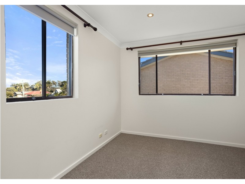 Unit 3/47-49 Hall Street, Old Bar NSW 2430