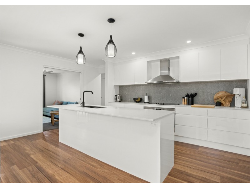 14 Trevally Avenue, Old Bar NSW 2430