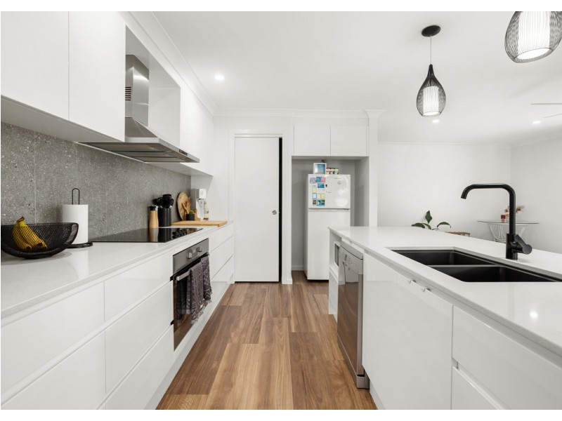 14 Trevally Avenue, Old Bar NSW 2430