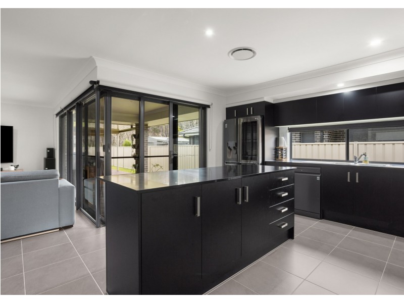 71 Albatross Way, Old Bar NSW 2430