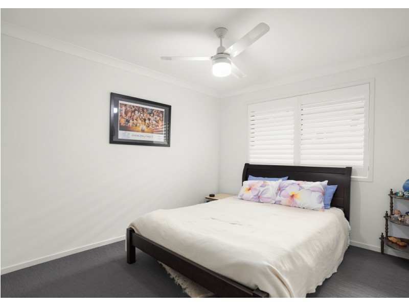 71 Albatross Way, Old Bar NSW 2430