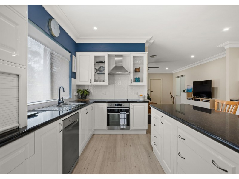 46 Berber Road, Old Bar NSW 2430