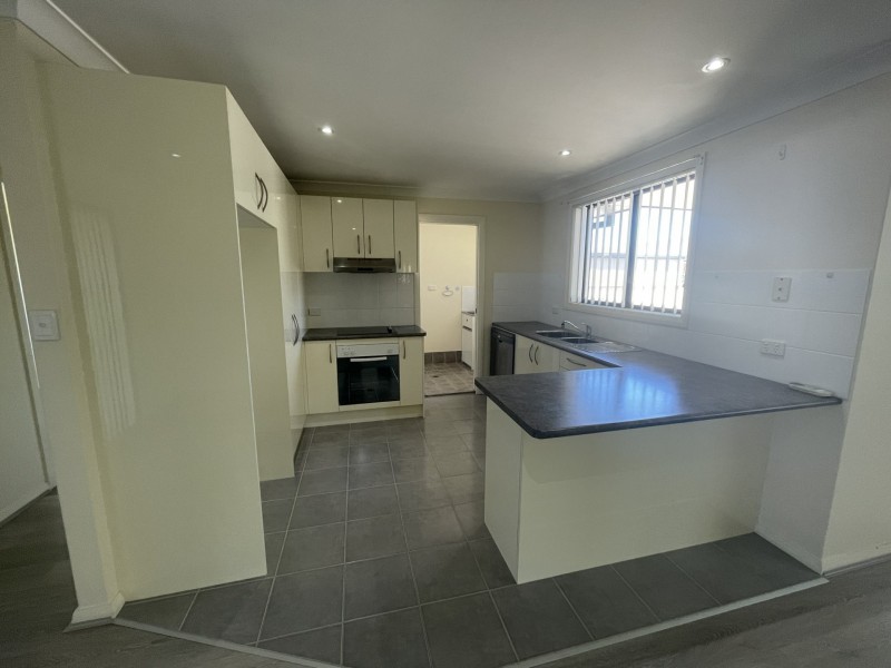 Unit 2/3 Albatross Way, Old Bar NSW 2430