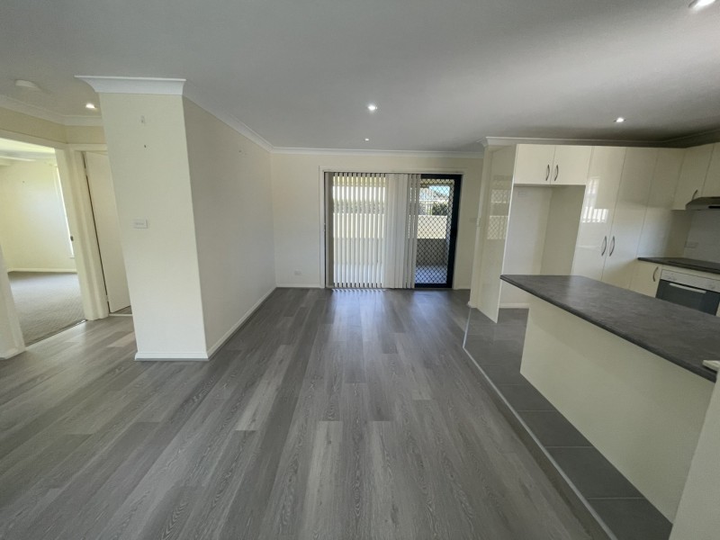 Unit 2/3 Albatross Way, Old Bar NSW 2430