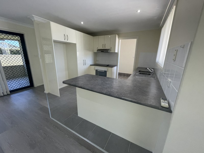 Unit 2/3 Albatross Way, Old Bar NSW 2430