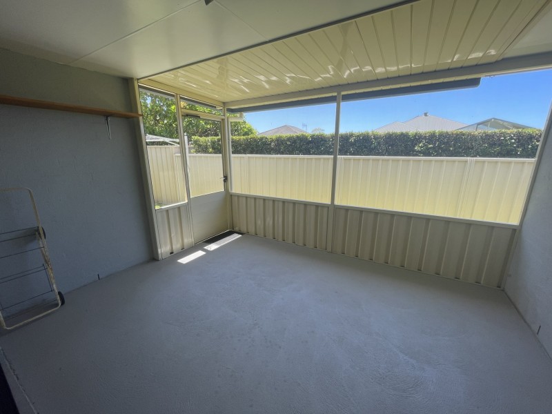 Unit 2/3 Albatross Way, Old Bar NSW 2430