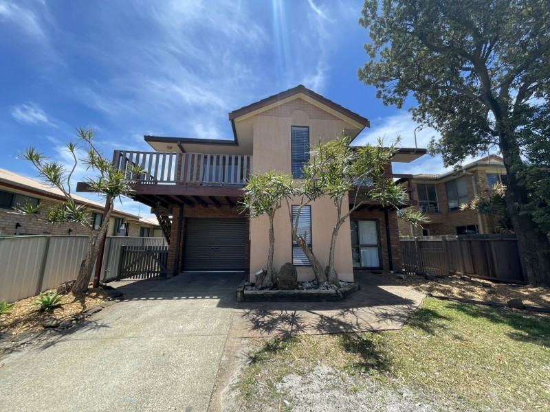 13 Lewis Street, Old Bar NSW 2430