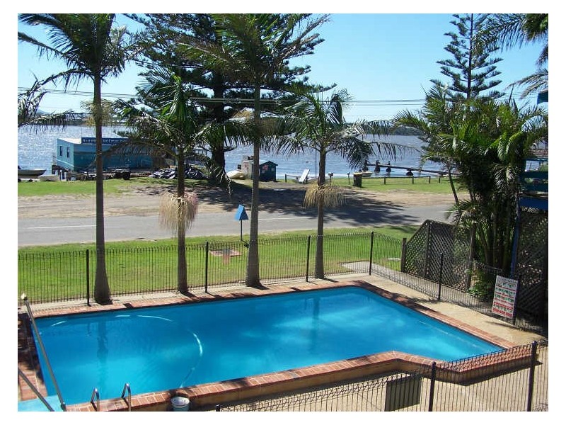 91 Main Road, Manning Point NSW 2430