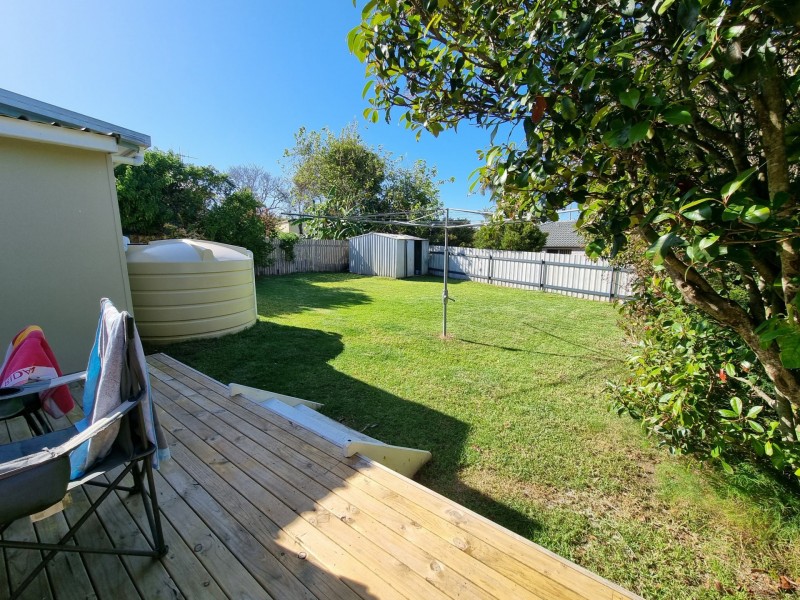 81 Old Bar Road, Old Bar NSW 2430