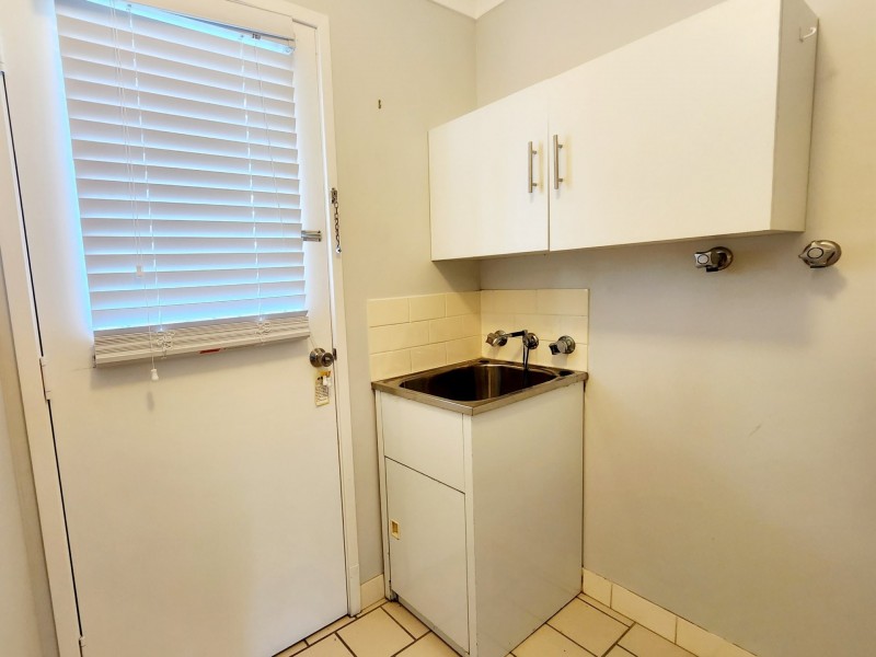 Unit 1/26 Old Bar Road, Old Bar NSW 2430