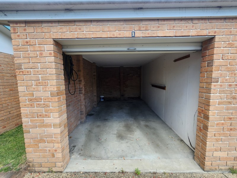 Unit 1/26 Old Bar Road, Old Bar NSW 2430