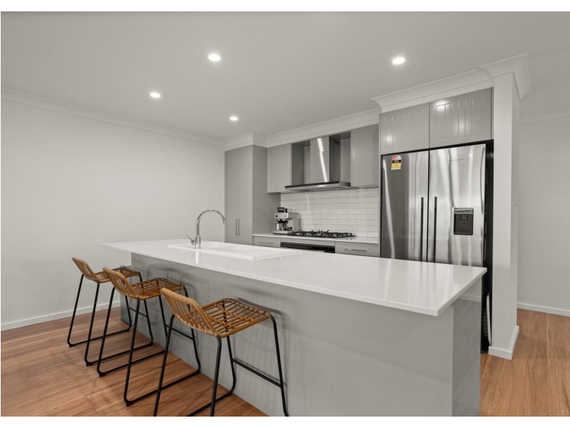 24 Banyula Drive, Old Bar NSW 2430