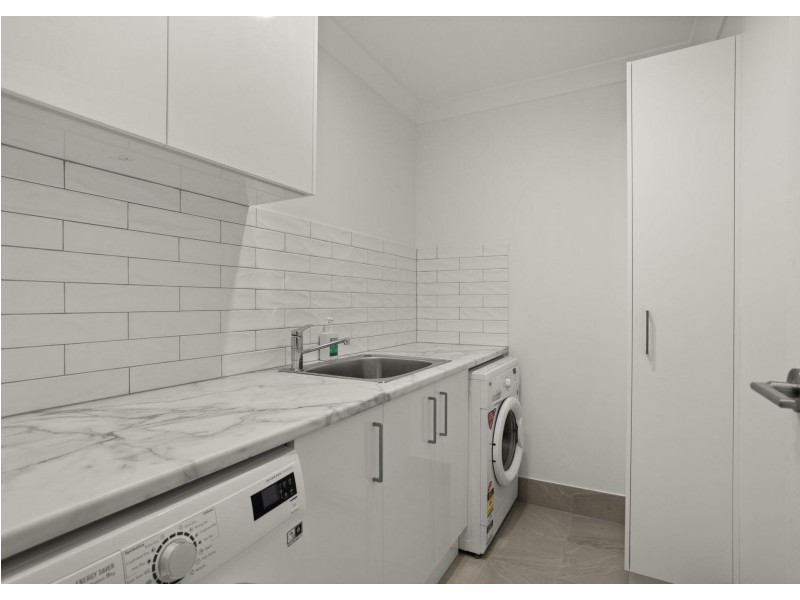 24 Banyula Drive, Old Bar NSW 2430