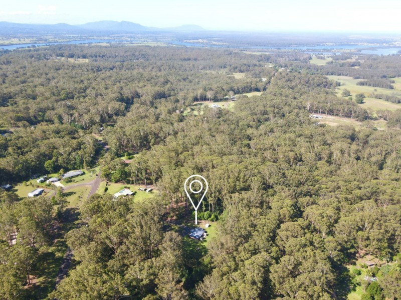 11 Rainforest Drive, Mitchells Island NSW 2430