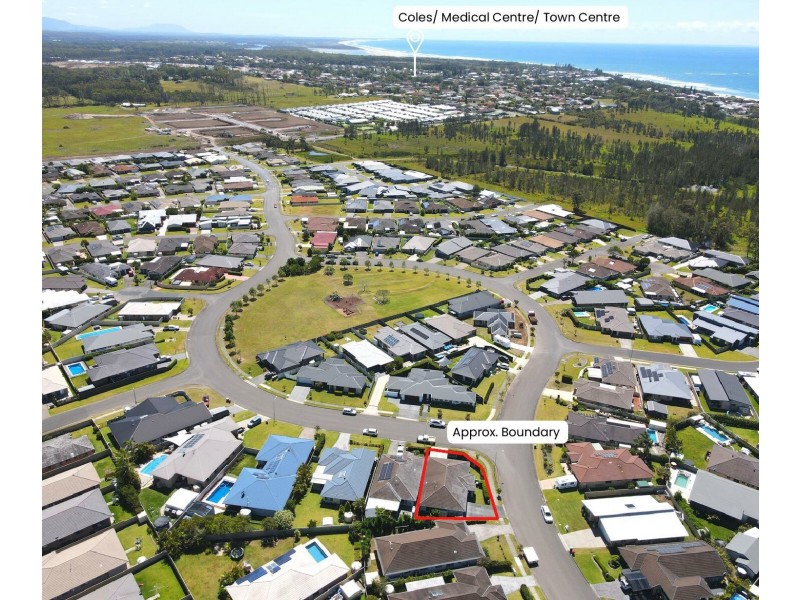 44 Bluehaven Drive, Old Bar NSW 2430