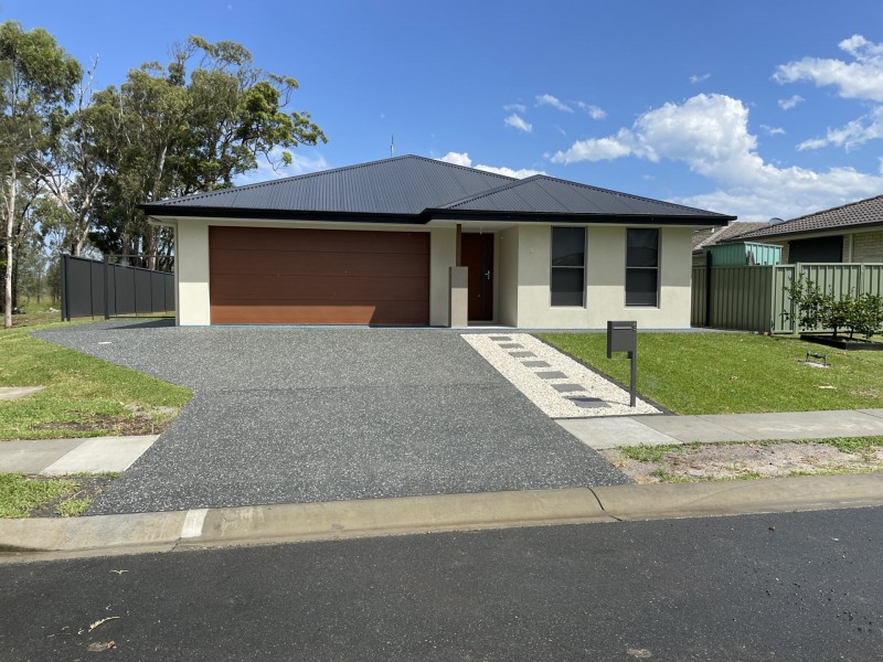 9 Mackerel Way, Old Bar NSW 2430