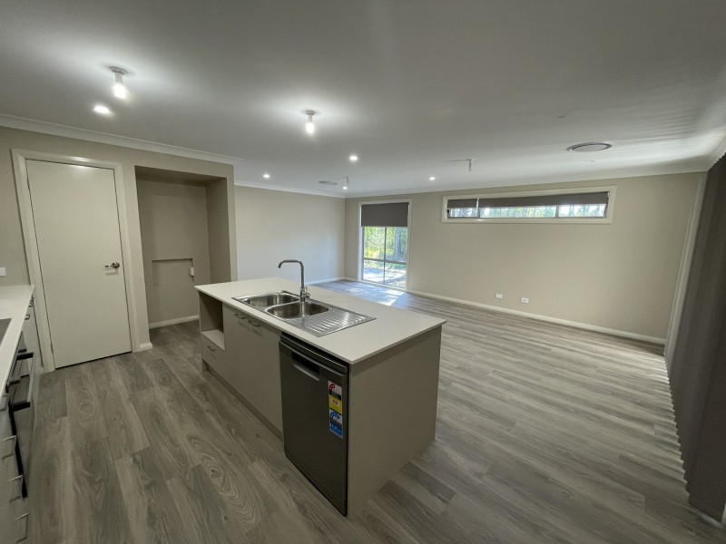 9 Mackerel Way, Old Bar NSW 2430