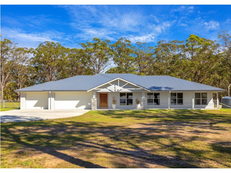 9 Spotted Gum Drive, Old Bar NSW 2430