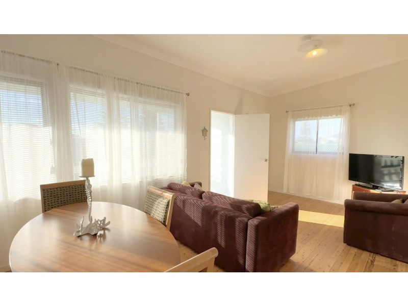 23 Manning Street, Manning Point NSW 2430