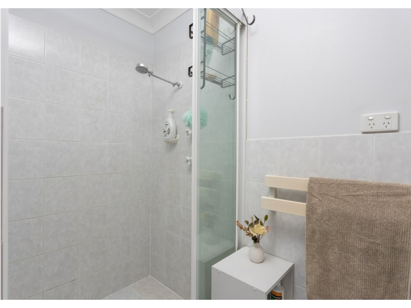 4 Newlan Court, Old Bar NSW 2430