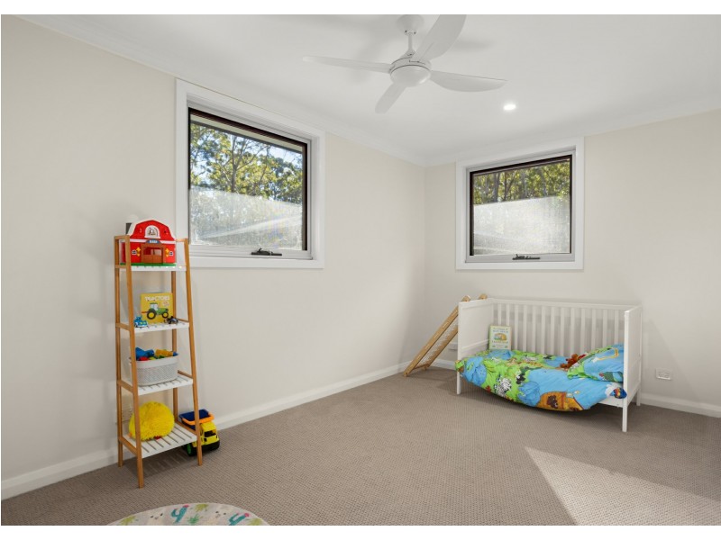 232 Ferry Road, Oxley Island NSW 2430