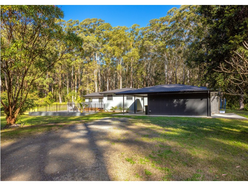 232 Ferry Road, Oxley Island NSW 2430