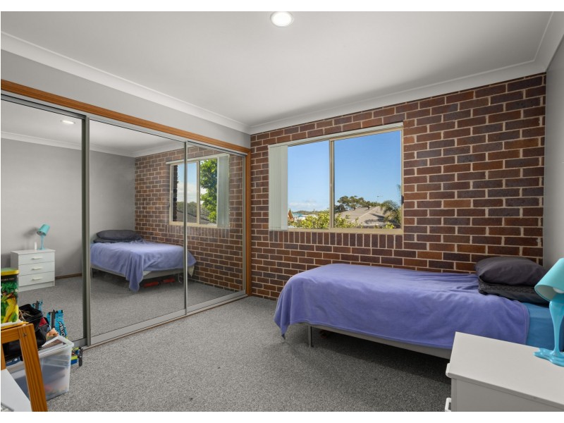 43 Molong Road, Old Bar NSW 2430