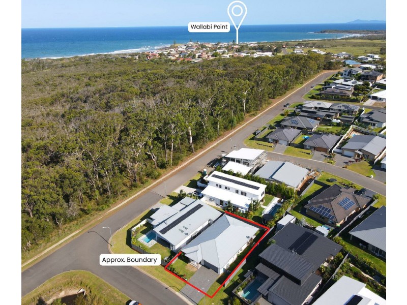 1 Alveena Court, Wallabi Point NSW 2430